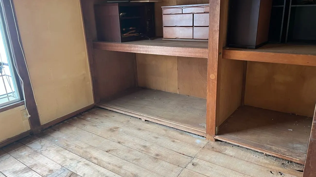 🚧✨ 美しい解体の第一歩、家財品処分！ ✨🚧