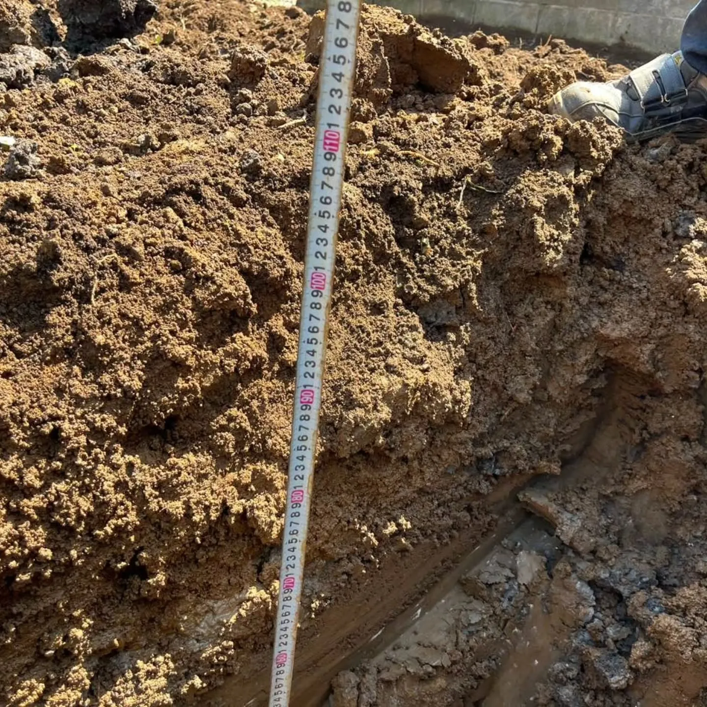 🚧✨ 美しい解体の第一歩、掘削‼ ✨🚧