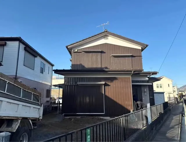 厚木市木造２階建て住宅の解体工事です🏡